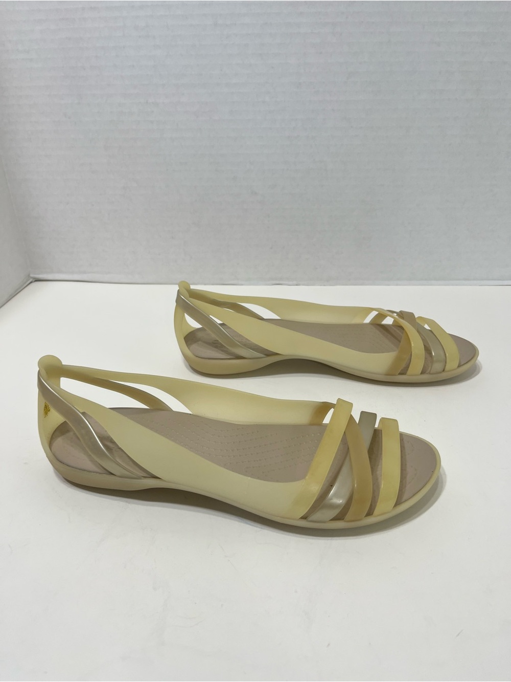 CROCS Isabella huarache jelly shoes sandals flats NWOT women’s size 9